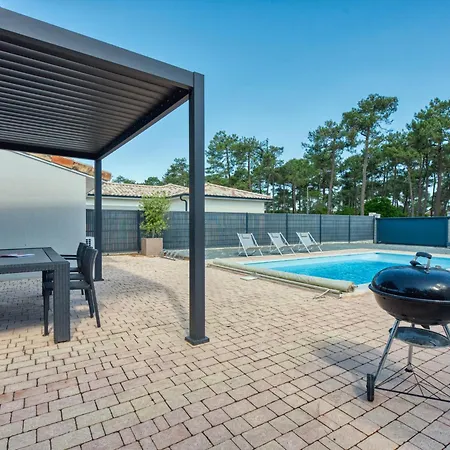 Villa Les Tamaris By Interhome Vendays-Montalivet