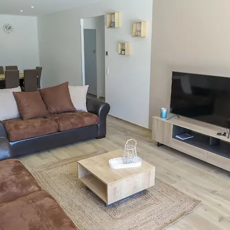 Villa Les Tamaris By Interhome